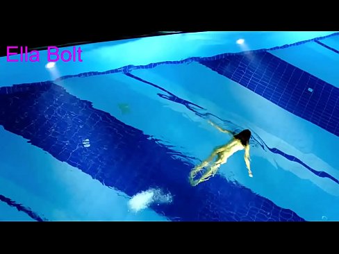 ❤️ No puc parar de mirar-la, jove rossa presa nedant nua a la piscina del complex ELLA BOLT ❤❌ Súper porno a nosaltres ca.courseclass.ru ☑